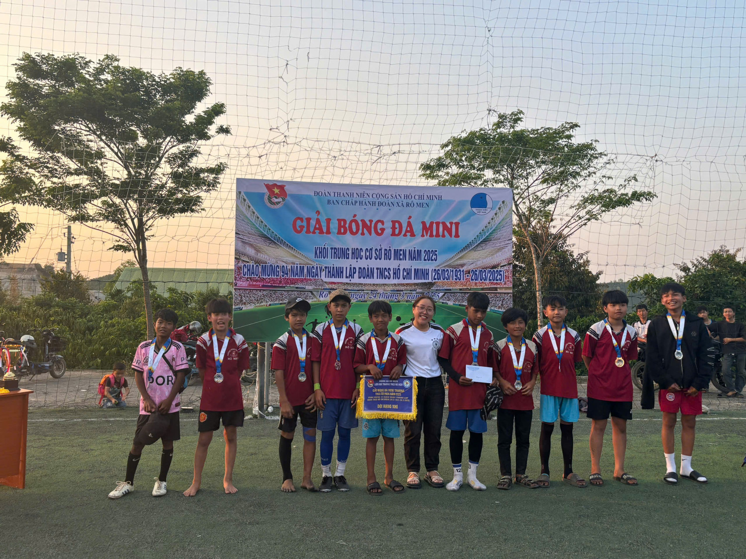 giải nhì lớp 7a2